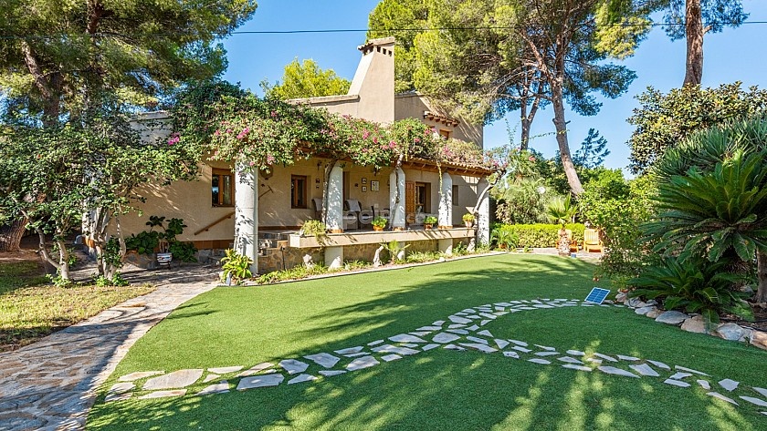 I Første Række Villamartin Golf - Spain Homes